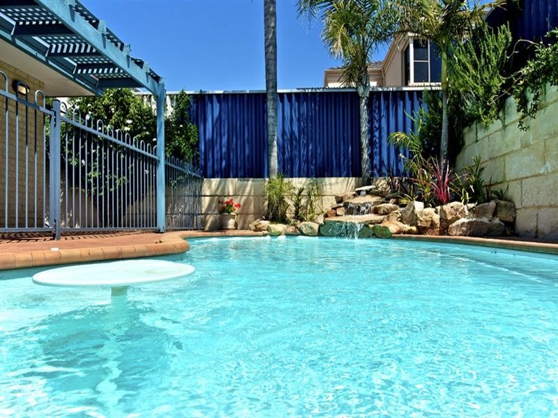 7 Cherrywood Avenue, Dianella WA 6059