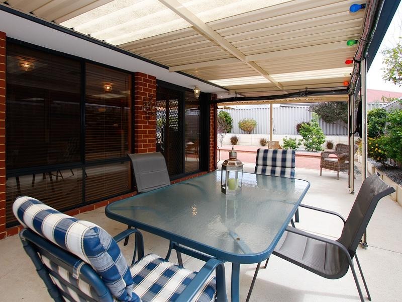 10 Cockatoo Chase, Beechboro WA 6063