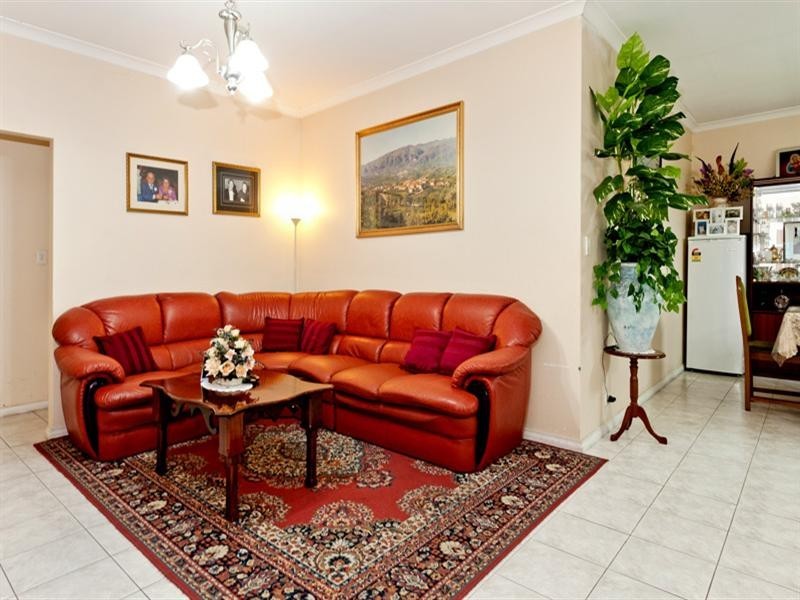 1 Nettia Place, Beechboro WA 6063