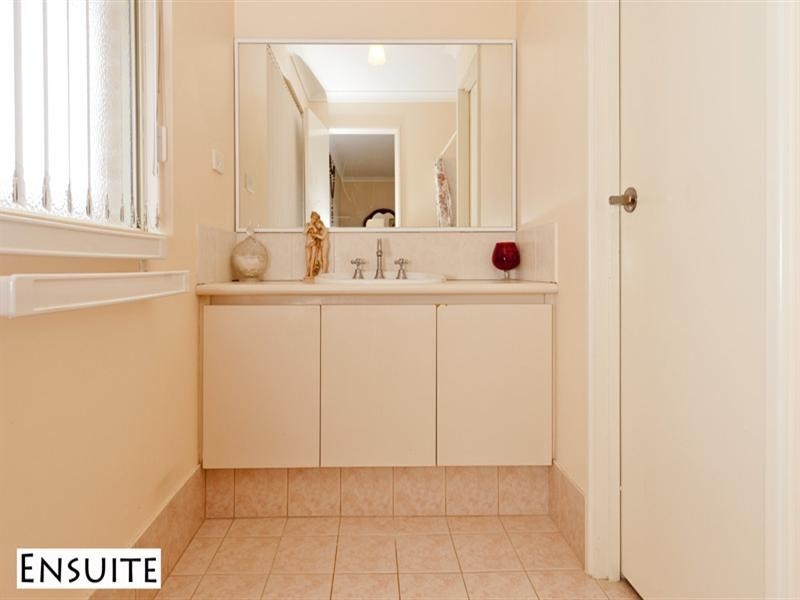 1 Nettia Place, Beechboro WA 6063