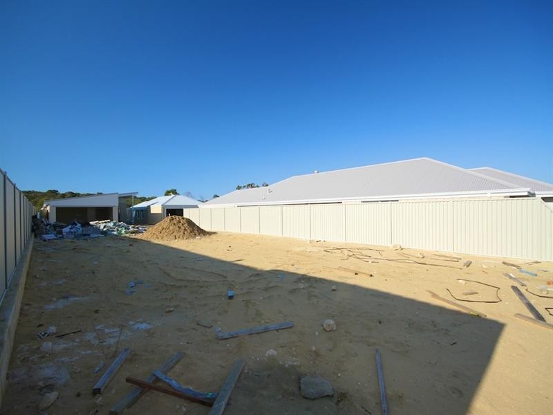 45 Leeway Loop, Alkimos WA 6038