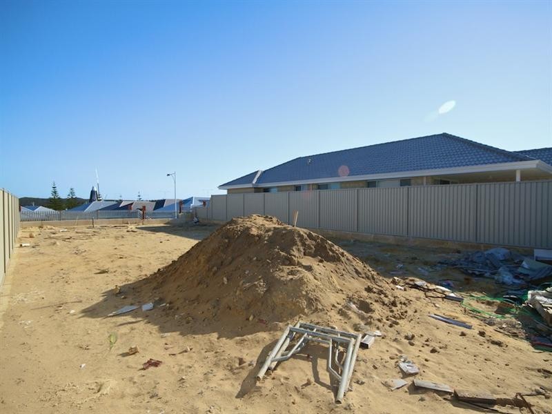 45 Leeway Loop, Alkimos WA 6038