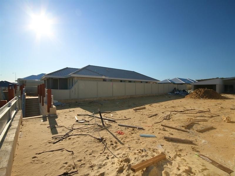 45 Leeway Loop, Alkimos WA 6038