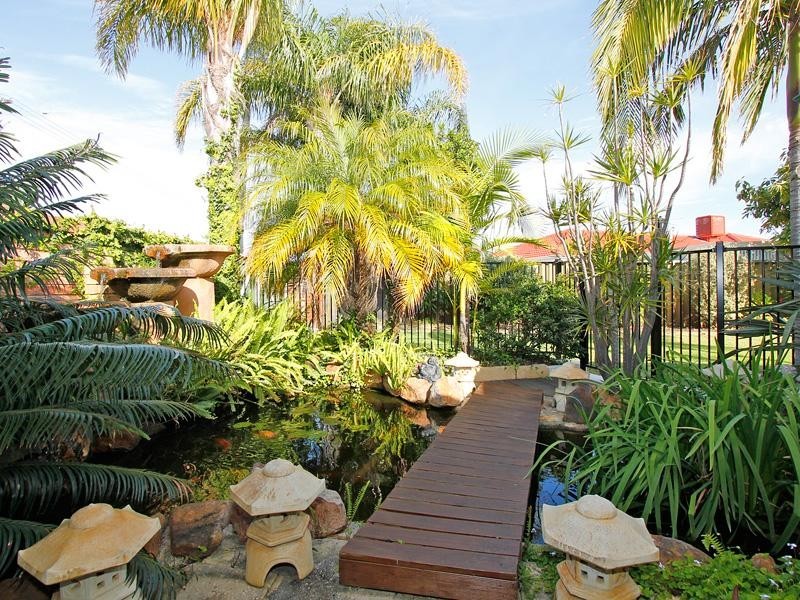 37 Rhine Crescent, Beechboro WA 6063