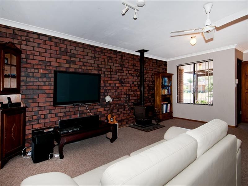 28 Caspar Road, Madora Bay WA 6210