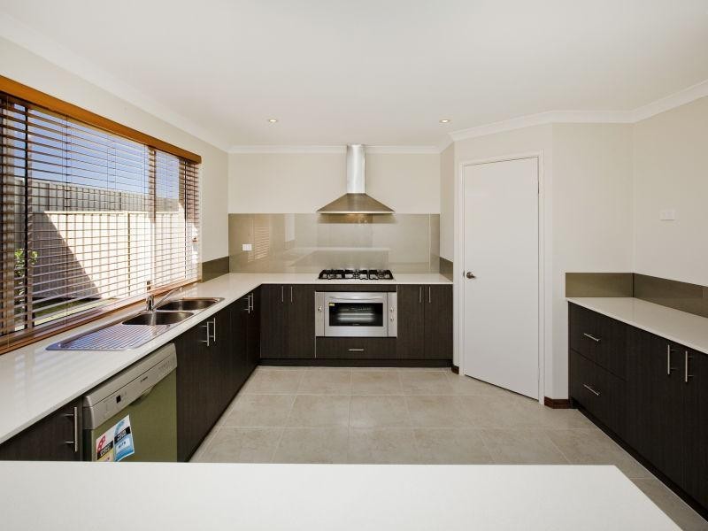12 Colorino Avenue, Caversham WA 6055