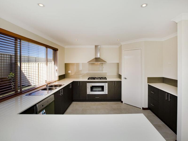 12 Colorino Avenue, Caversham WA 6055