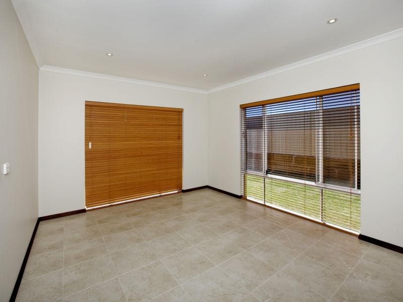 12 Colorino Avenue, Caversham WA 6055