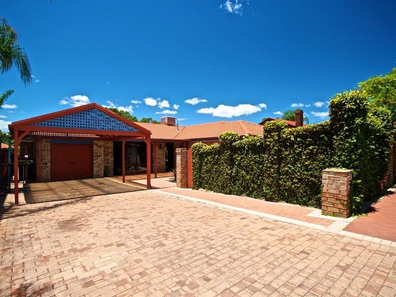 164 Glengarry Drive, Duncraig WA 6023