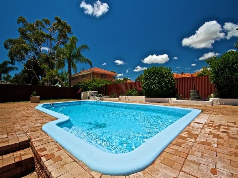 164 Glengarry Drive, Duncraig WA 6023