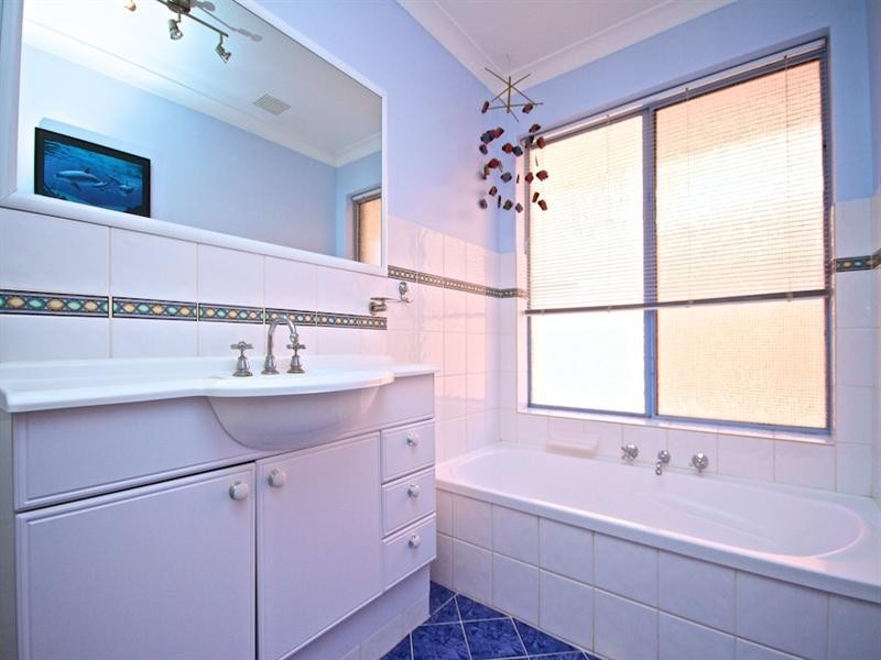 164 Glengarry Drive, Duncraig WA 6023