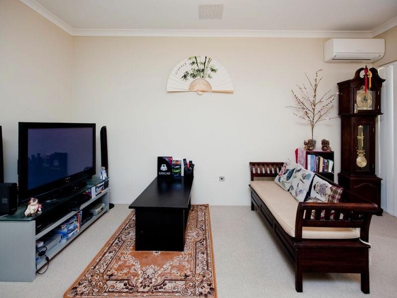 1/11A Kilmurray Way, Balga WA 6061