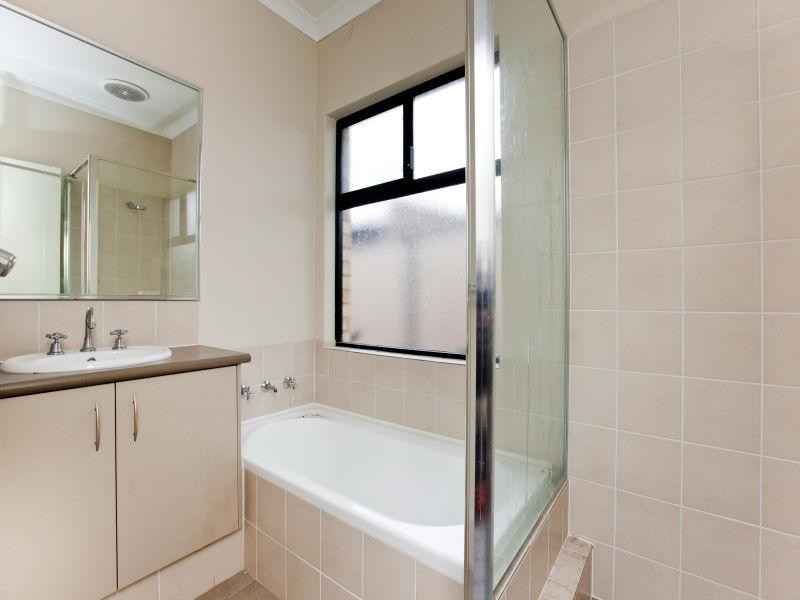 1/11A Kilmurray Way, Balga WA 6061