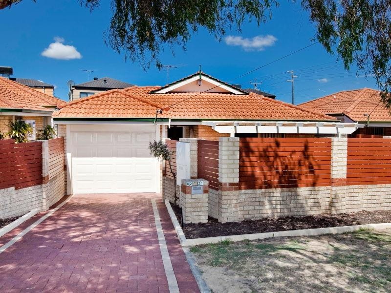2/21 Quondong Street, Nollamara WA 6061