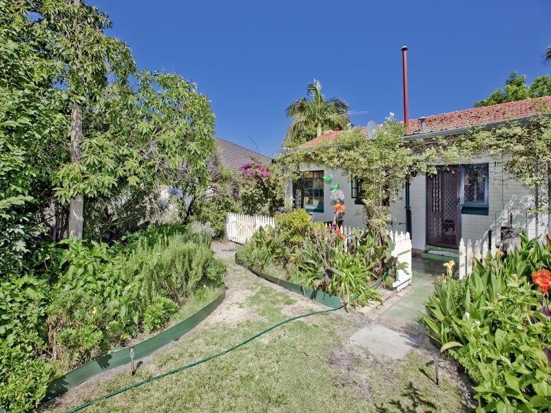 42 Cygnet Street, Dianella WA 6059