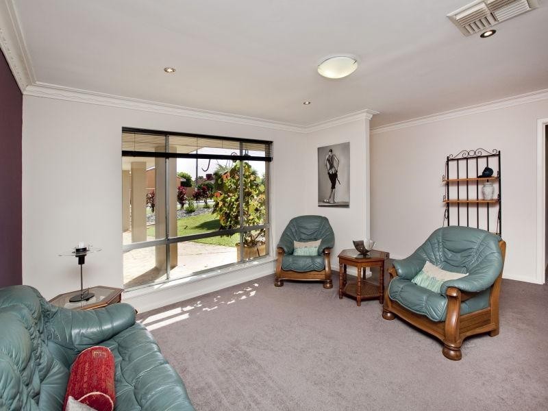 19 Crystal Brook Street, Dianella WA 6059