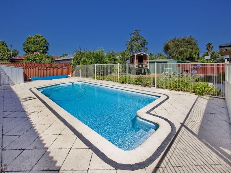 19 Crystal Brook Street, Dianella WA 6059