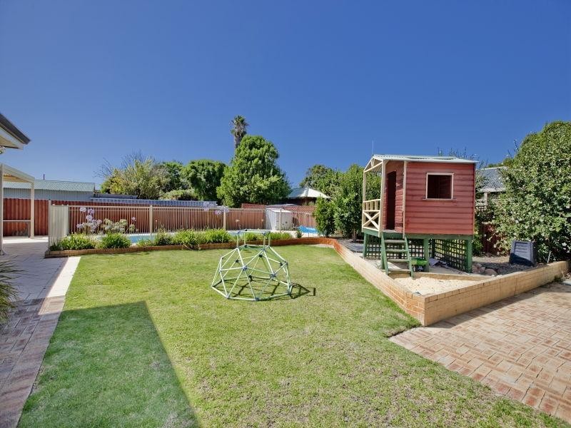 19 Crystal Brook Street, Dianella WA 6059