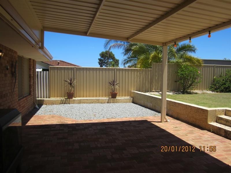 31 Augustus Way, Marangaroo WA 6064