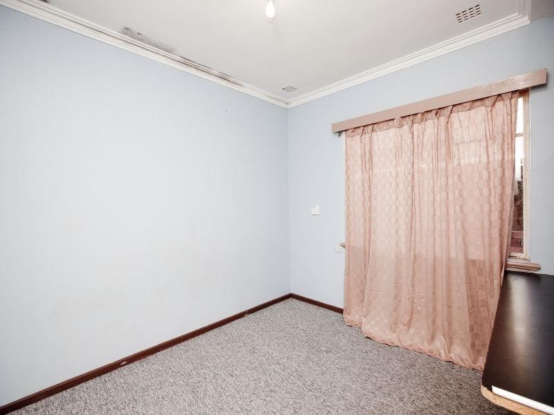 6 Rennington Street, Dianella WA 6059