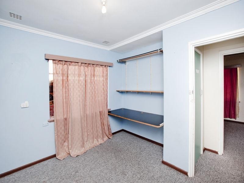 6 Rennington Street, Dianella WA 6059