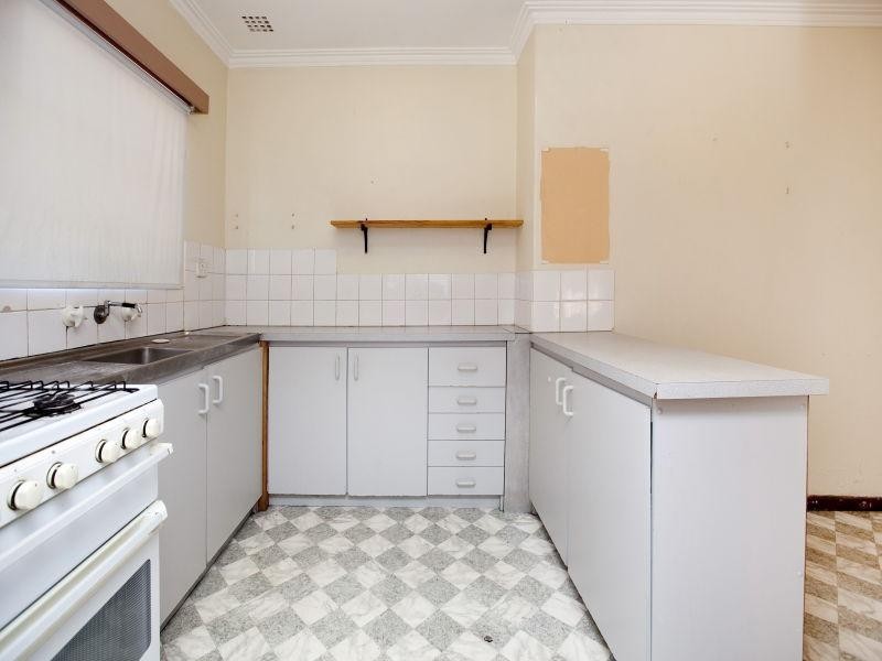 6 Rennington Street, Dianella WA 6059