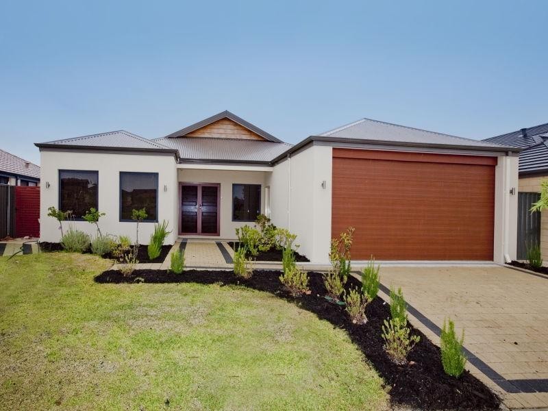 4 Delaney Road, Aveley WA 6069
