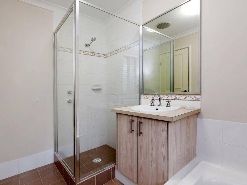 4 Delaney Road, Aveley WA 6069