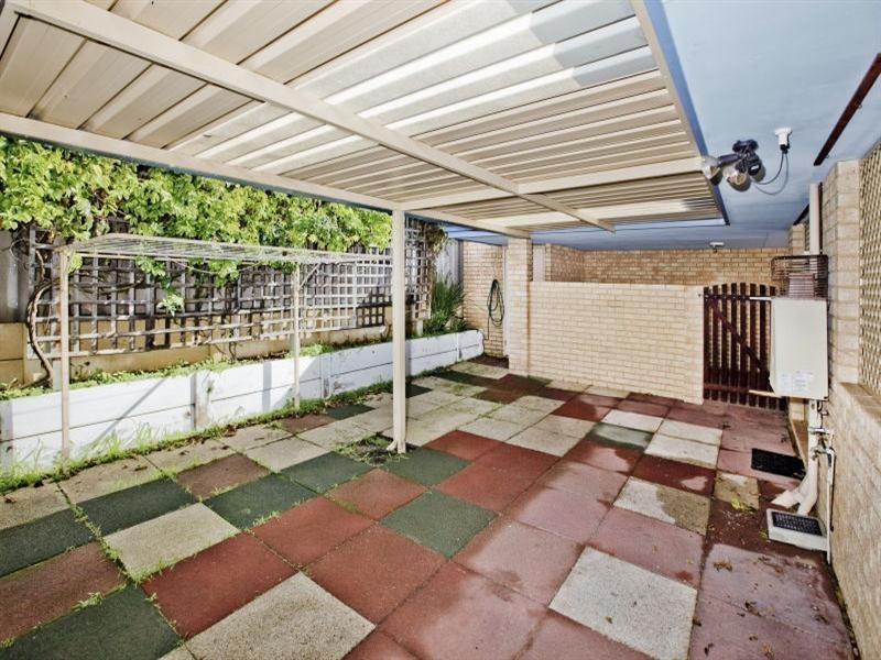 2/131 Shakespeare Avenue (Off Homer St), Yokine WA 6060
