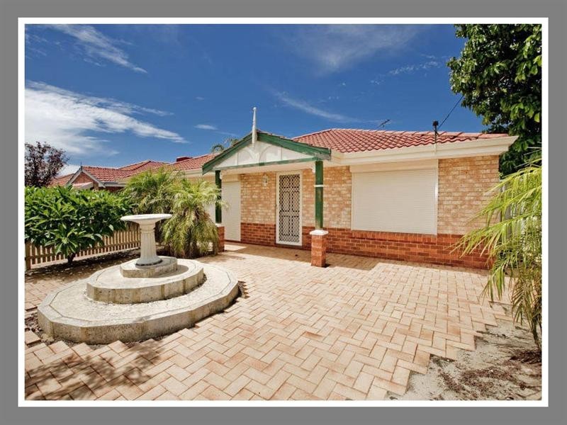 6 Treffone Street, Redcliffe WA 6104
