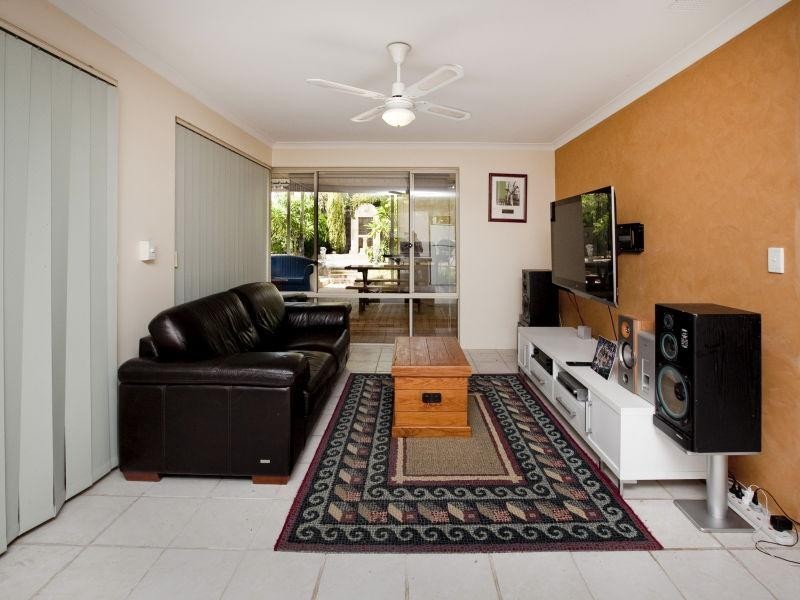 6 Treffone Street, Redcliffe WA 6104
