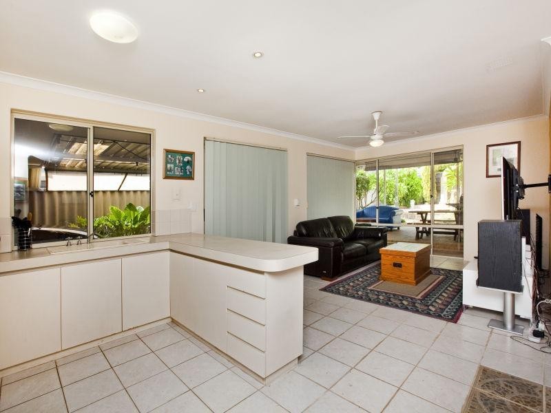 6 Treffone Street, Redcliffe WA 6104