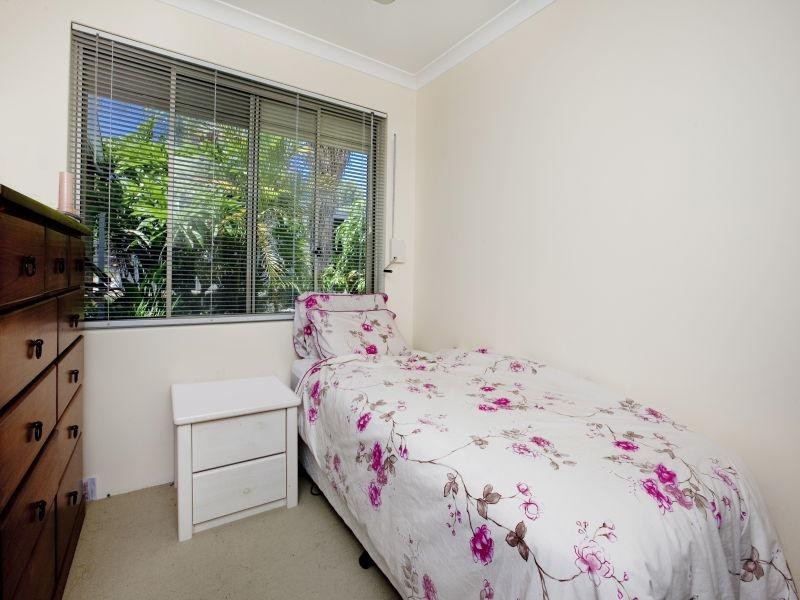 6 Treffone Street, Redcliffe WA 6104