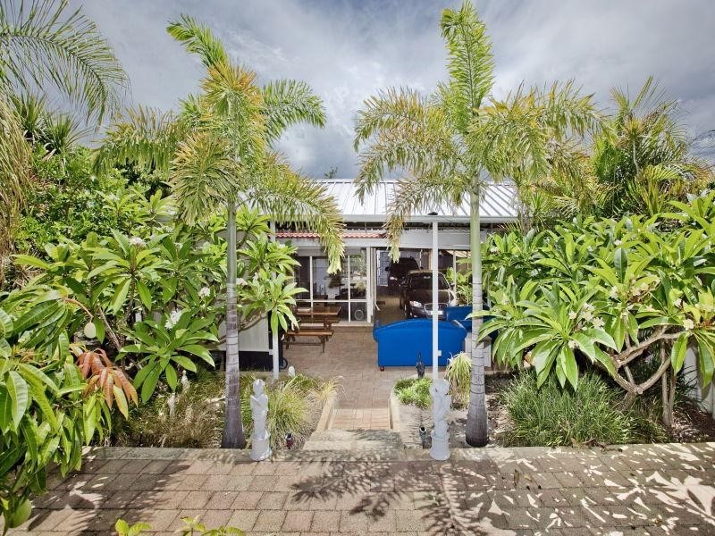 6 Treffone Street, Redcliffe WA 6104