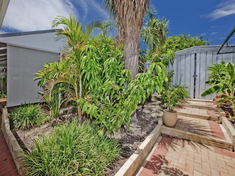 6 Treffone Street, Redcliffe WA 6104