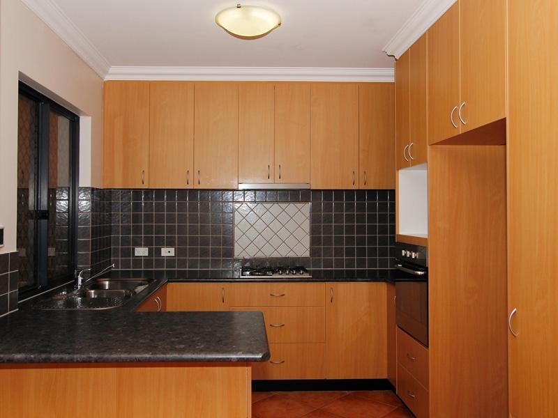 15C Loughton Way, Balga WA 6061