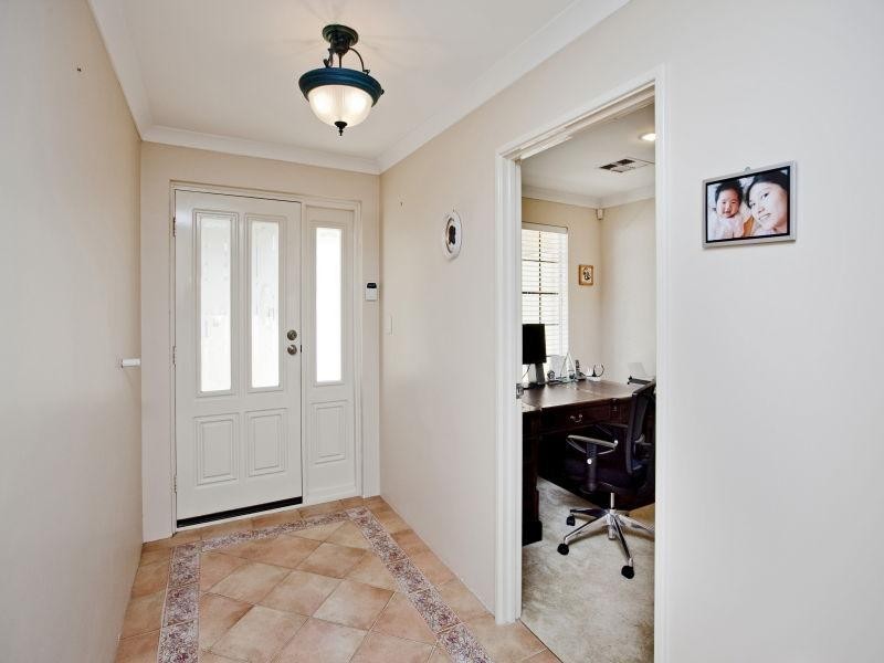 10 Tobruk Lane, Dianella WA 6059