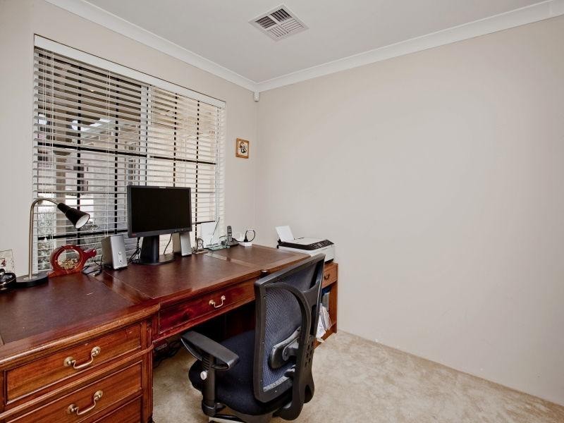 10 Tobruk Lane, Dianella WA 6059