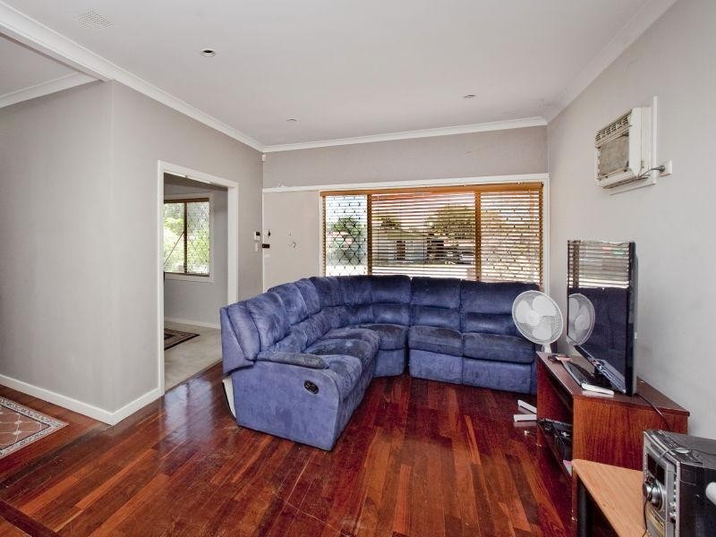 9 Bradley Way, Lockridge WA 6054