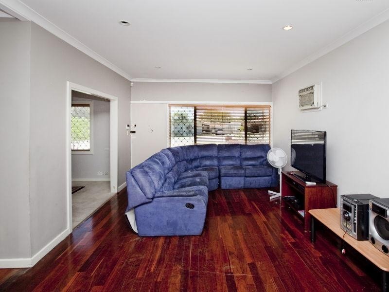 9 Bradley Way, Lockridge WA 6054