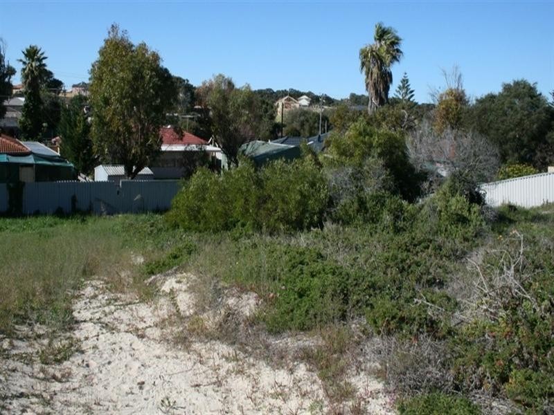 12 Whitfield Drive, Two Rocks WA 6037