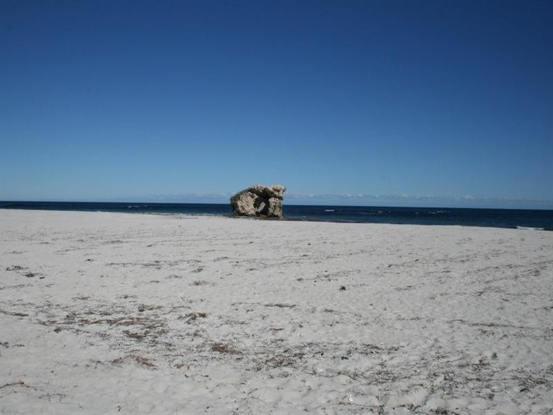 12 Whitfield Drive, Two Rocks WA 6037