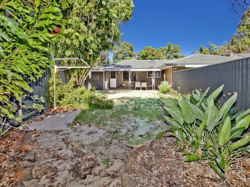 101B Howes Crescent, Dianella WA 6059