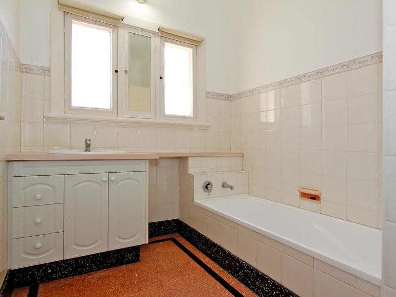 46 North Road, Bassendean WA 6054