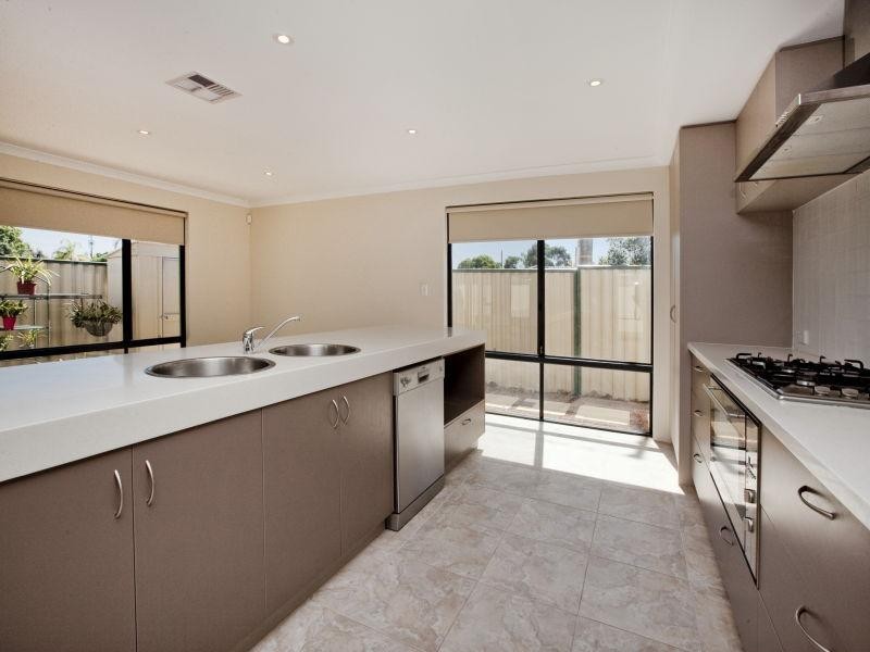 23 Rennington Street, Dianella WA 6059