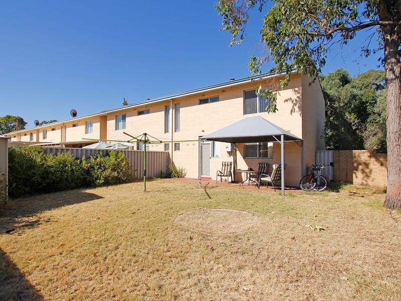 4a Casserley Avenue, Girrawheen WA 6064