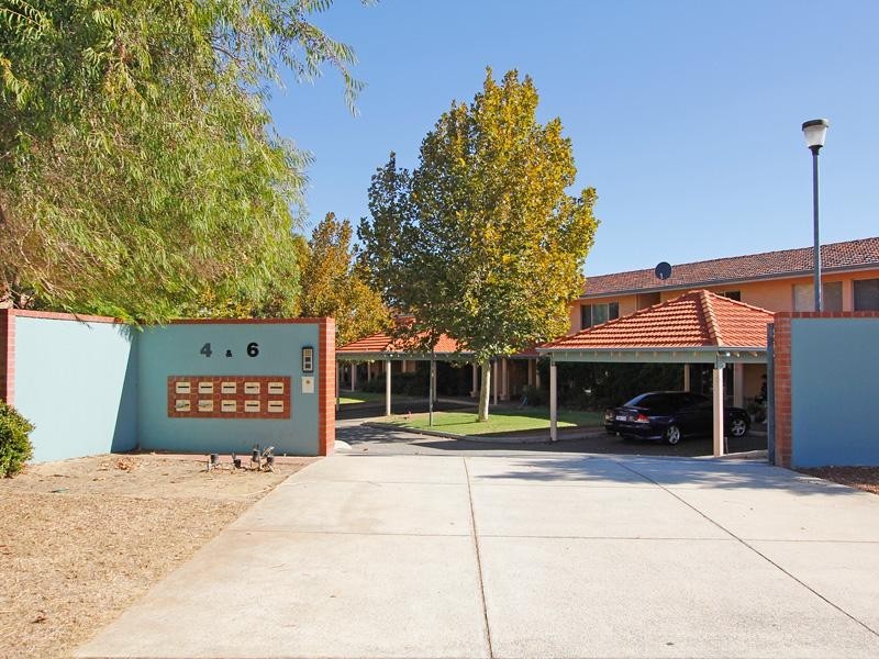 4a Casserley Avenue, Girrawheen WA 6064