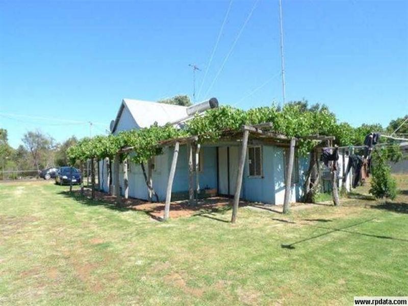 8 Palmer Street, Harvey WA 6220