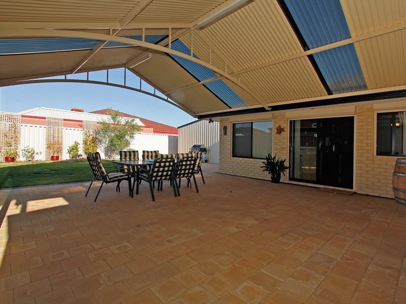 47 Pensacola Avenue, Caversham WA 6055