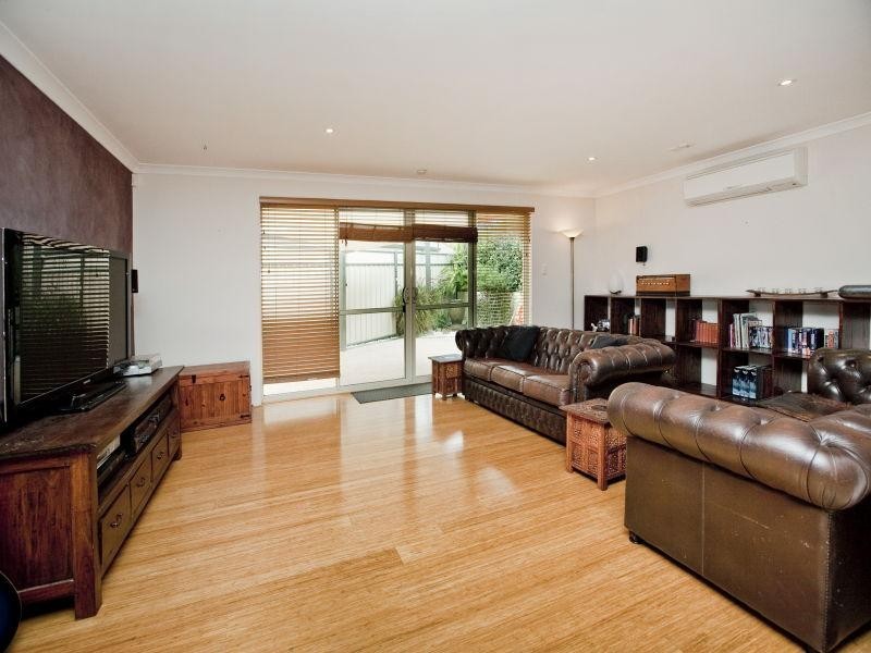 19c Coolham Way, Balga WA 6061